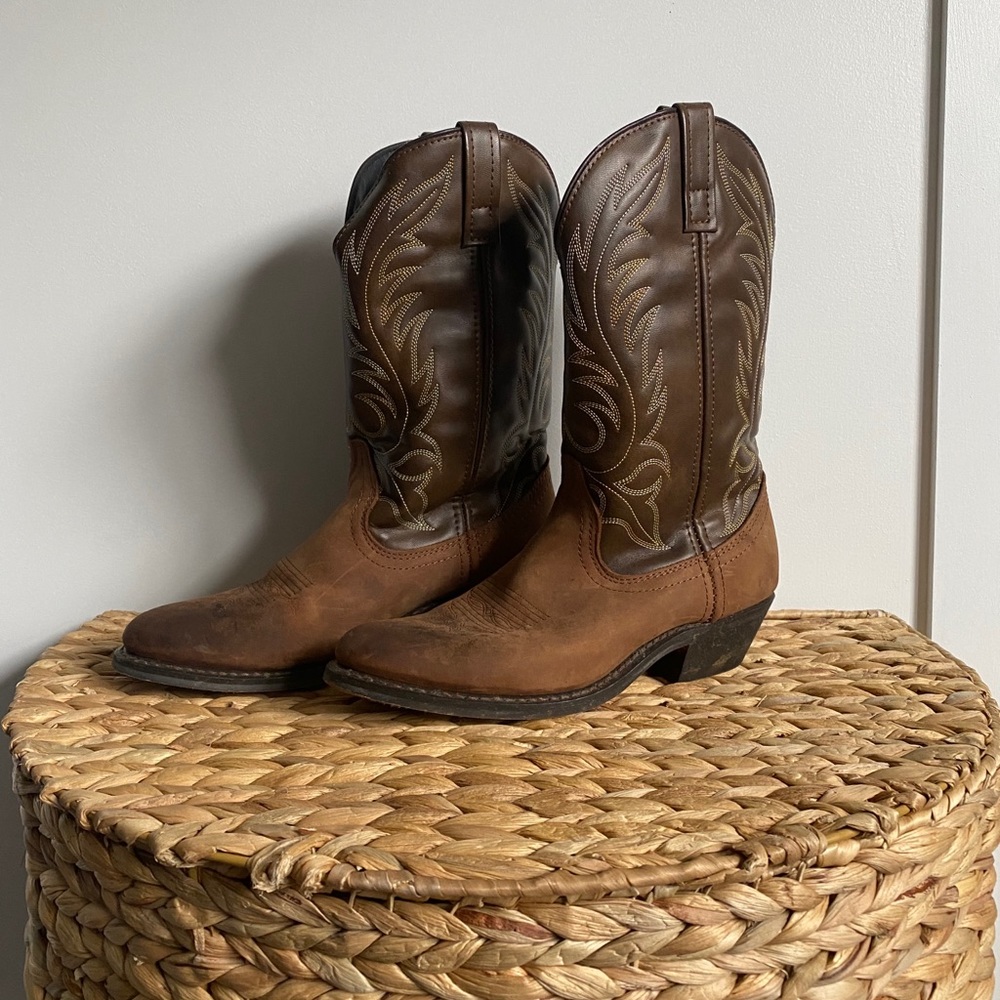 Laredo Women’s Size 7.5 Cowboy Boots